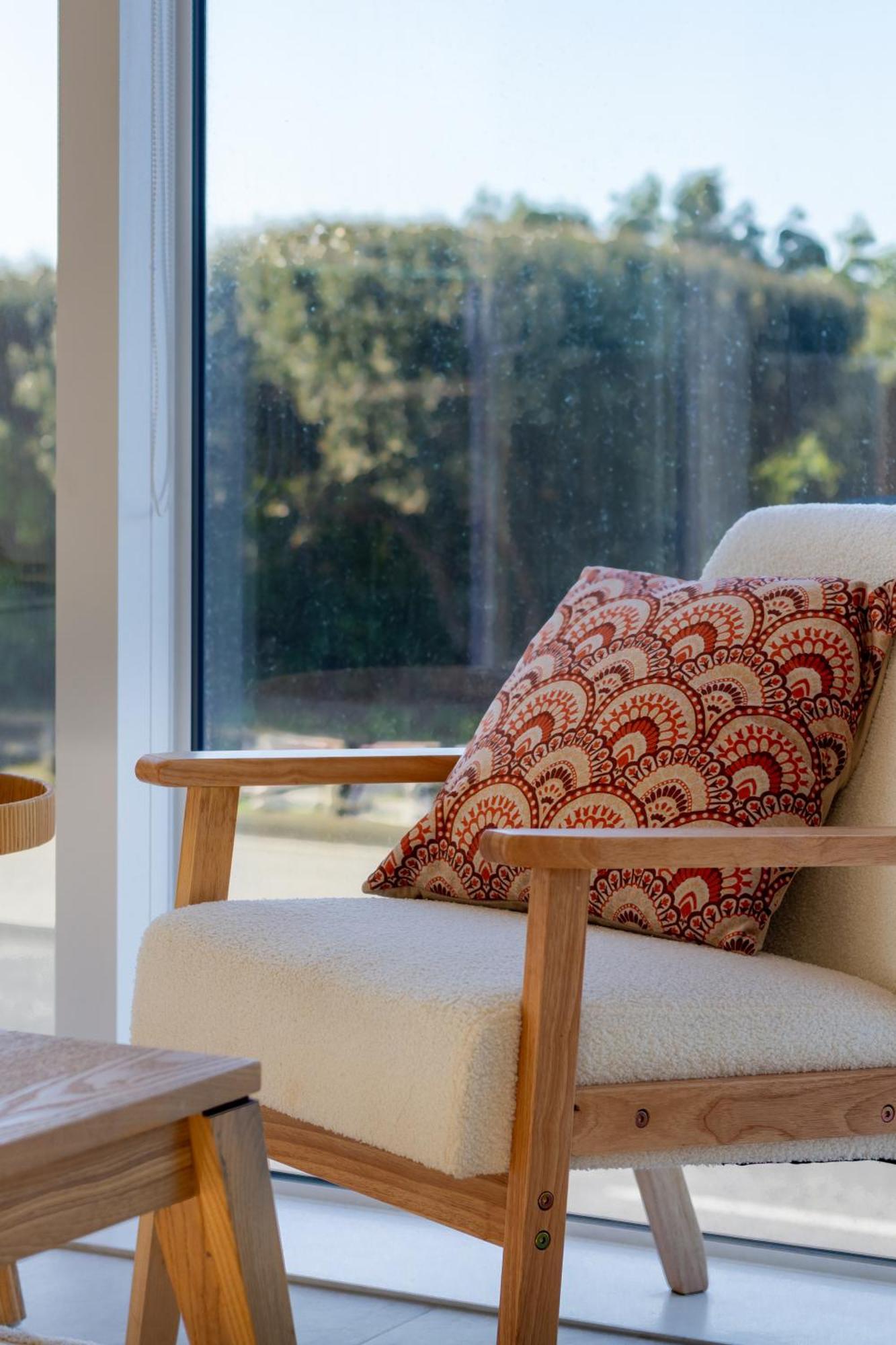 Luxury Beachside Living Elegant 3-Bedroom Haven Christchurch Buitenkant foto